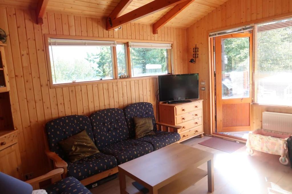 Cottage With Hot Tub In Beautiful Surroundings Hroarsstathir Экстерьер фото